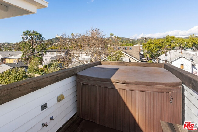 Building Photo - 4525 Melbourne Ave