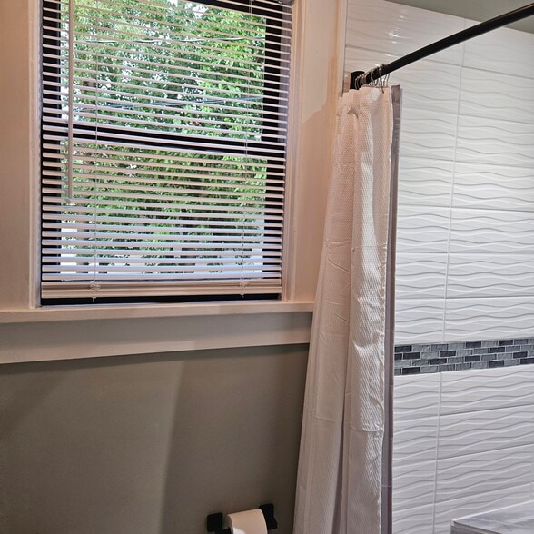 Bathroom window - 811 Tyler St