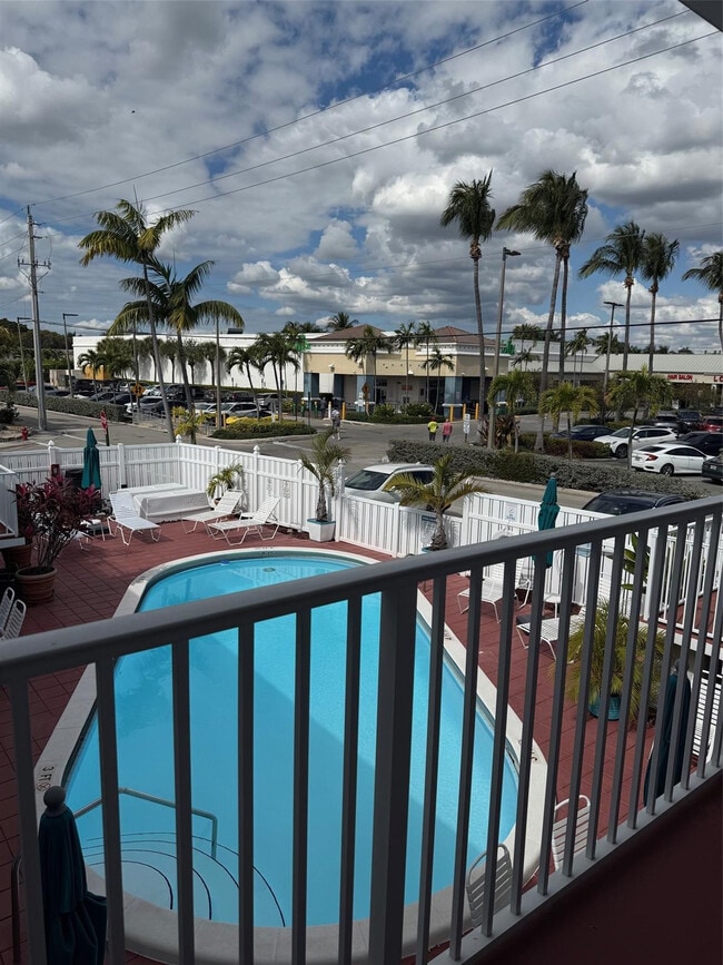 Building Photo - 4658 Bougainvilla Dr