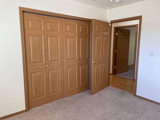 Building Photo - Lovely Single Level Home in Oak Harbor and...