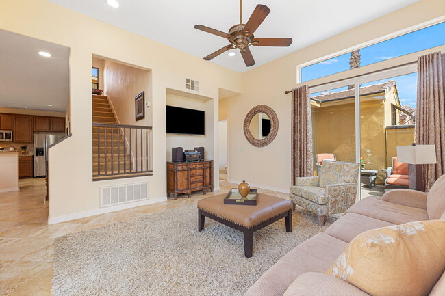 Building Photo - 52230 Desert Spoon Ct