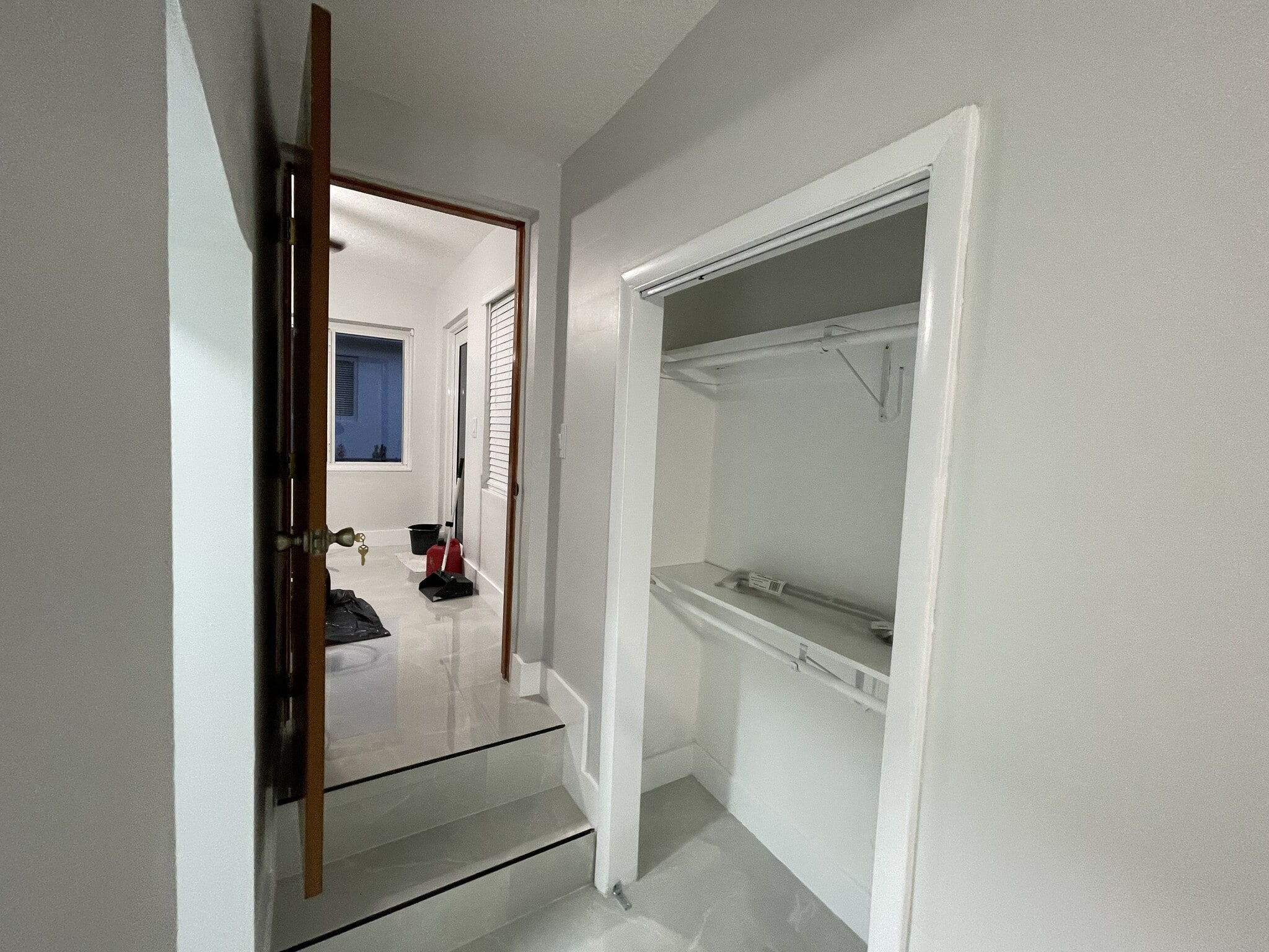 Building Photo - 51 SW 59th Ave