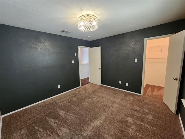 Building Photo - 5709 Valley Stream Way