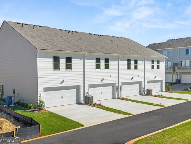 Building Photo - 6741 Leigh St