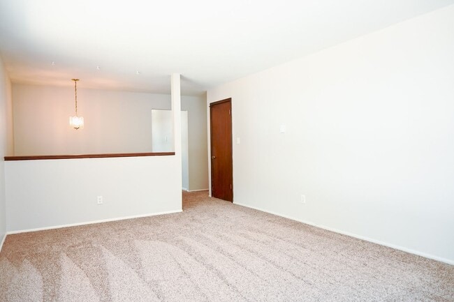 Building Photo - Kimball Duplex 2