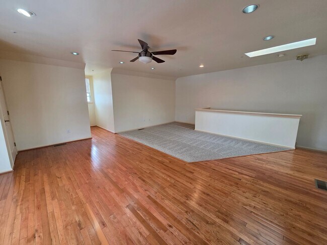 Building Photo - Beautiful Home Available in Evian!