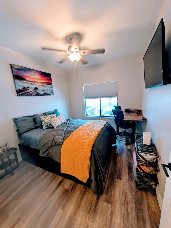 Building Photo - 475 N 9th St