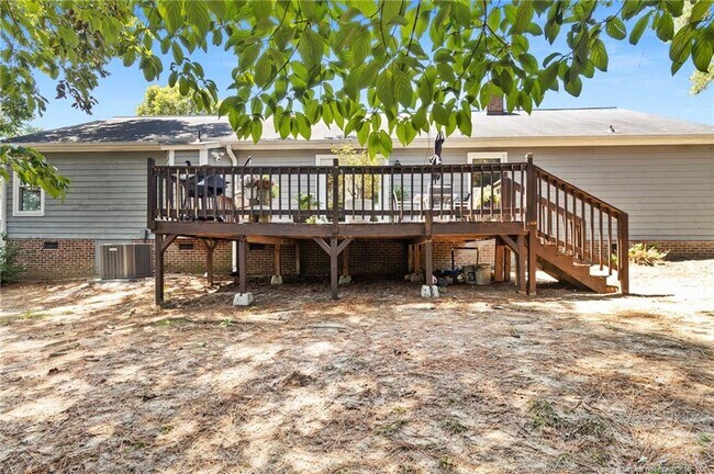 Building Photo - 6755 Brookshire St