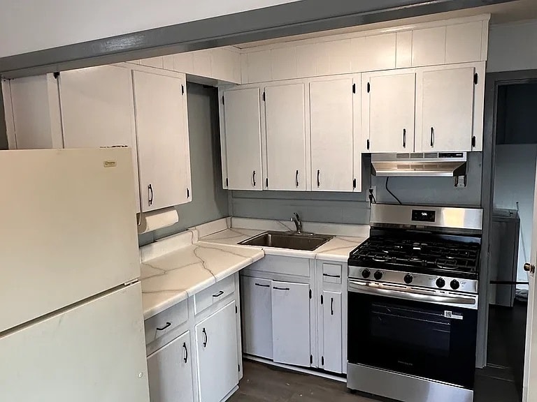 Building Photo - 726 McArthur Blvd