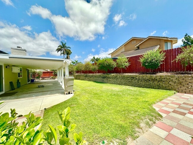 Building Photo - Wonderful Single-Story Home on Spacious Corner Lot with Privately Fenced Yard Space & Attached-Tw...
