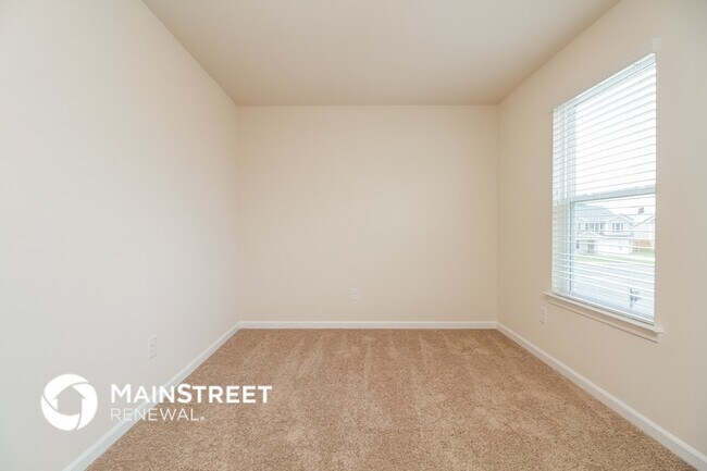 Building Photo - 3309 Marichal Dr