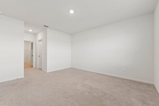 Building Photo - 9208 Potomac Dr
