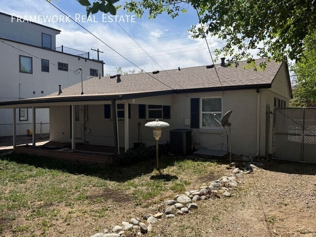 Building Photo - 2120 Irving St