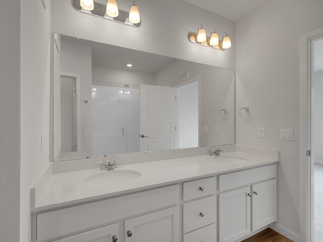 Building Photo - $2,195 - 2 Bed, 2 Bath Condo in Broomfield...