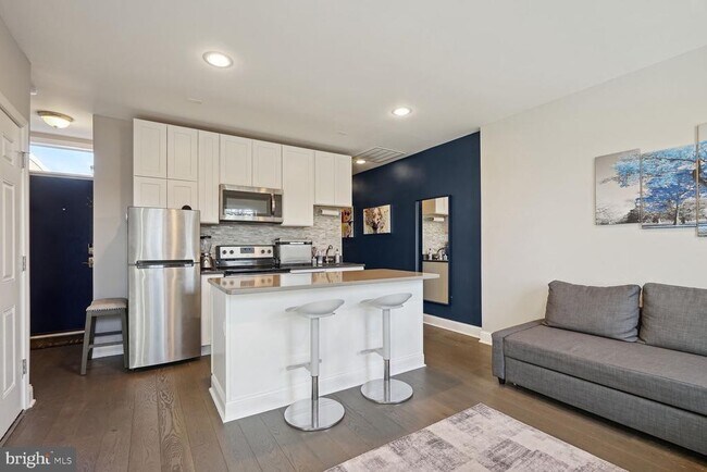 Building Photo - 4809 3rd St NW
