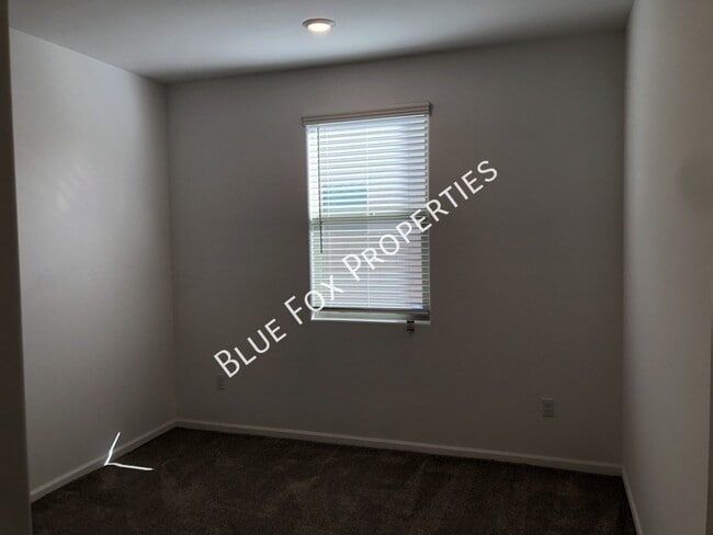 Building Photo - 7349 S Via Casa Bonita