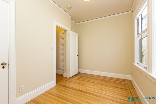 Building Photo - Pacific Heights: Remodeled Single Family H...