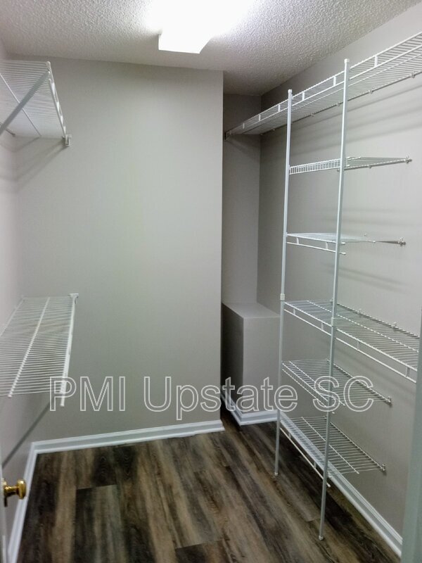 Building Photo - 4221 SC-5
