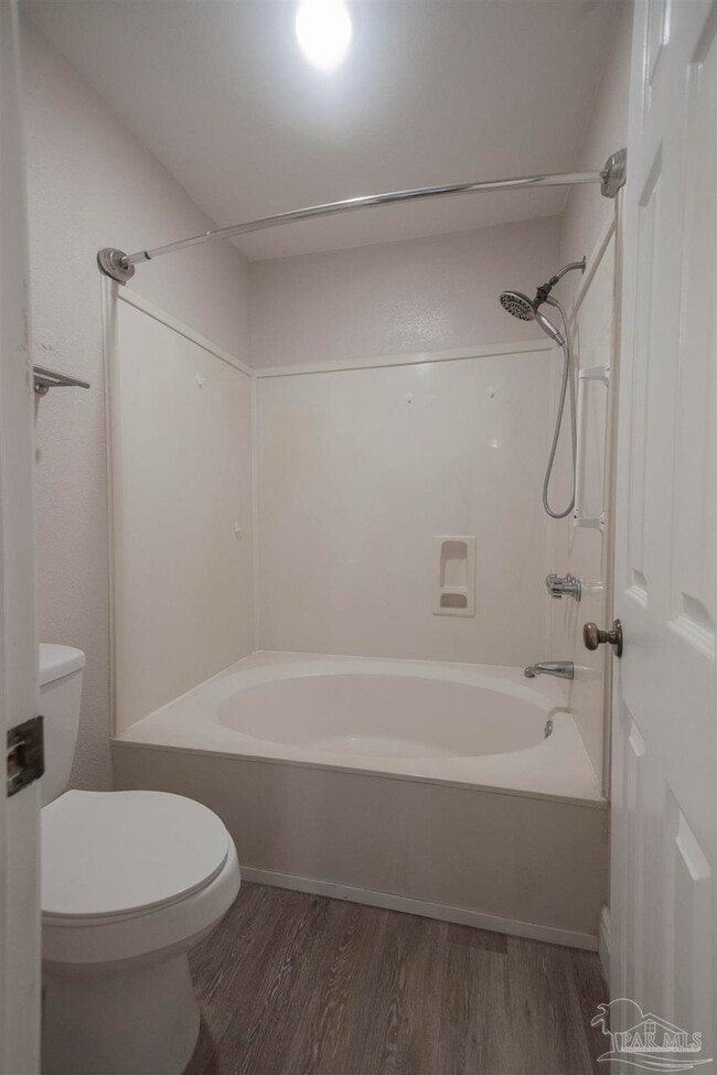 Building Photo - 5051 Grande Dr