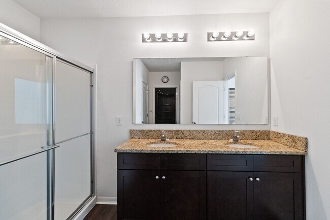 Building Photo - 4/2 Energy Efficient Home in St. Cloud w/ Fenced Back Yard