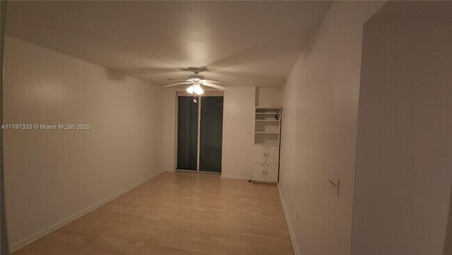 Building Photo - 5900 Collins Ave