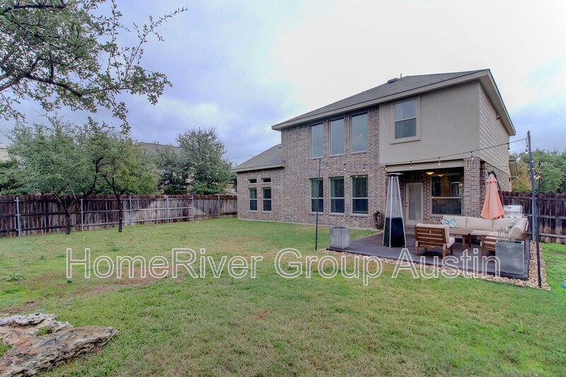 Building Photo - 1303 Orchard Falls Dr