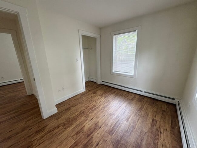 Building Photo - 130 Martell Ct