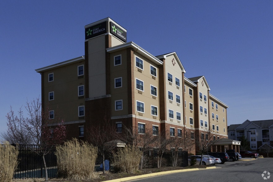 Furnished Studio Springfield 6800 Metropolitan Center Dr