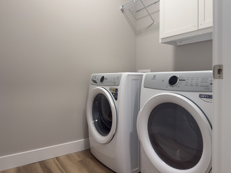 Building Photo - 3101 Palmer Dr