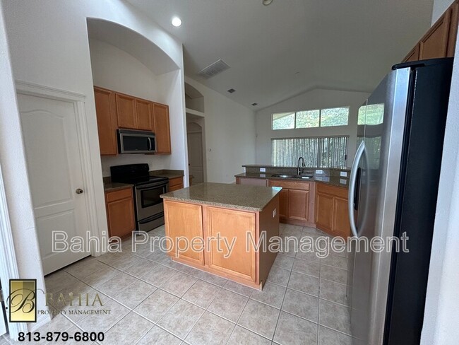 Building Photo - 6850 Pine Springs Dr