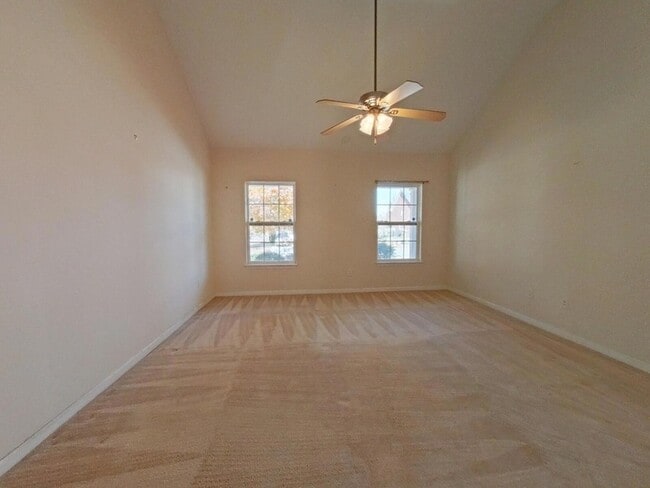 Building Photo - 113 Dozier Dr