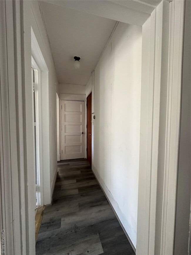 Building Photo - 9 Elizabeth St