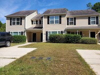 Building Photo - LOVELY 3 BR / 2.5 BATH TOWNHOME IN ELLENWOOD!