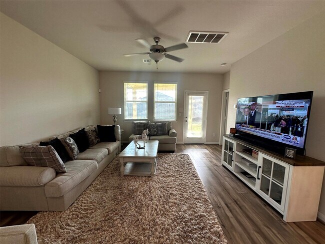 Building Photo - 7076 Silverleaf Oak St