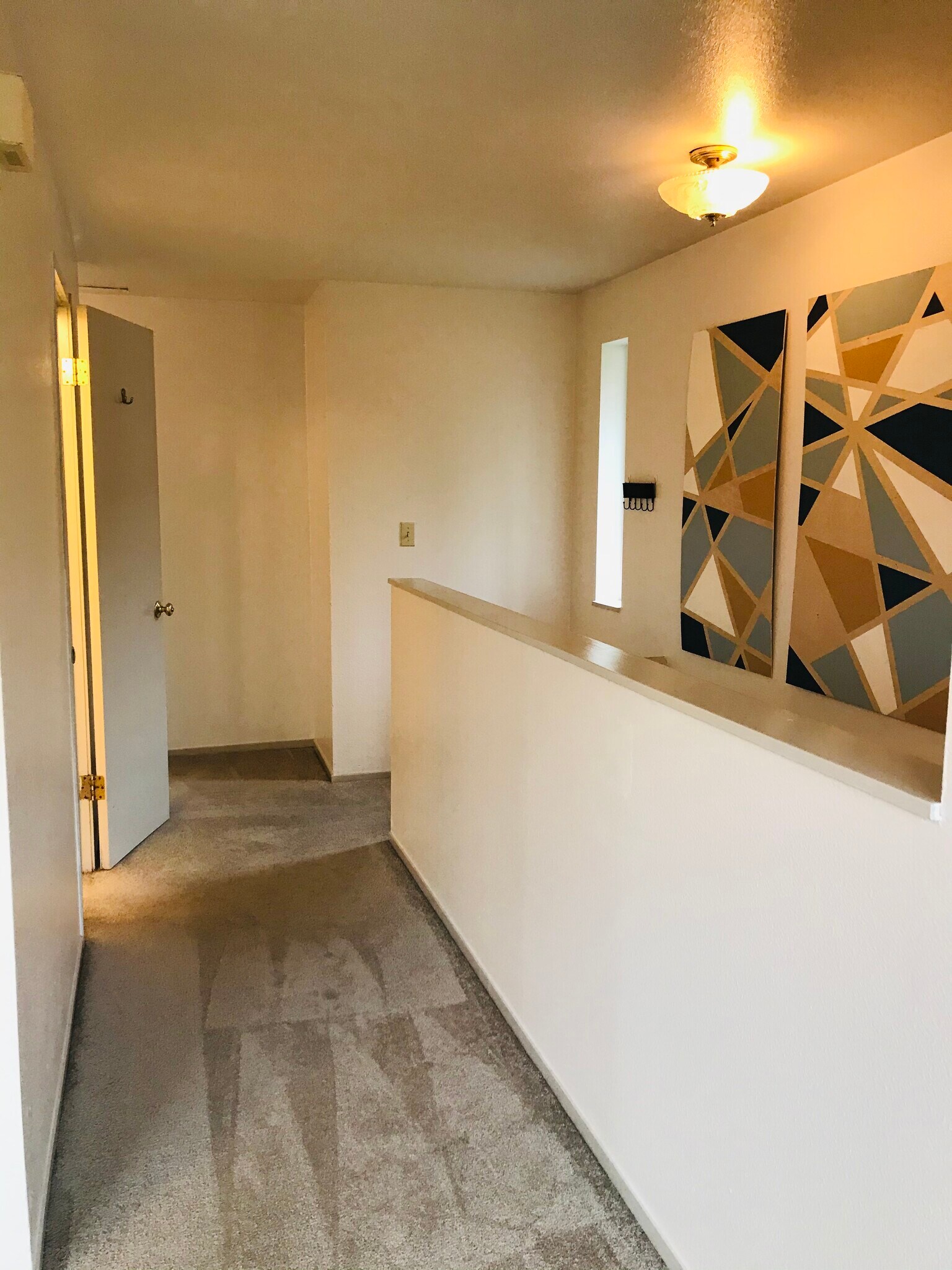 Building Photo - 1015 E Jefferson St