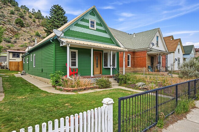 Building Photo - 516 Colorado Blvd