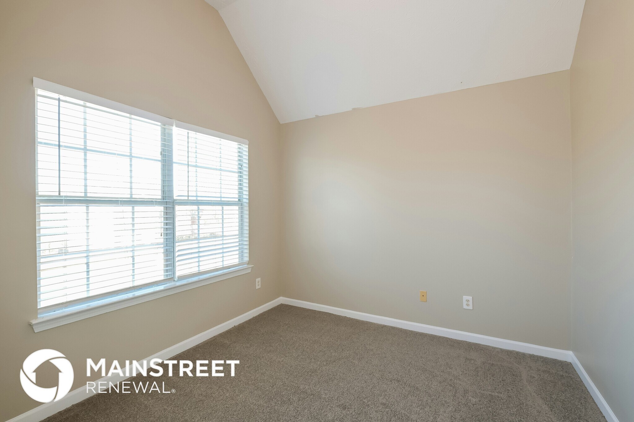 Building Photo - 40 Heaton Dr