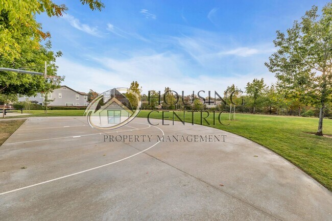 Building Photo - Exceptional Newer Construction Executive Rental in El Dorado Hills