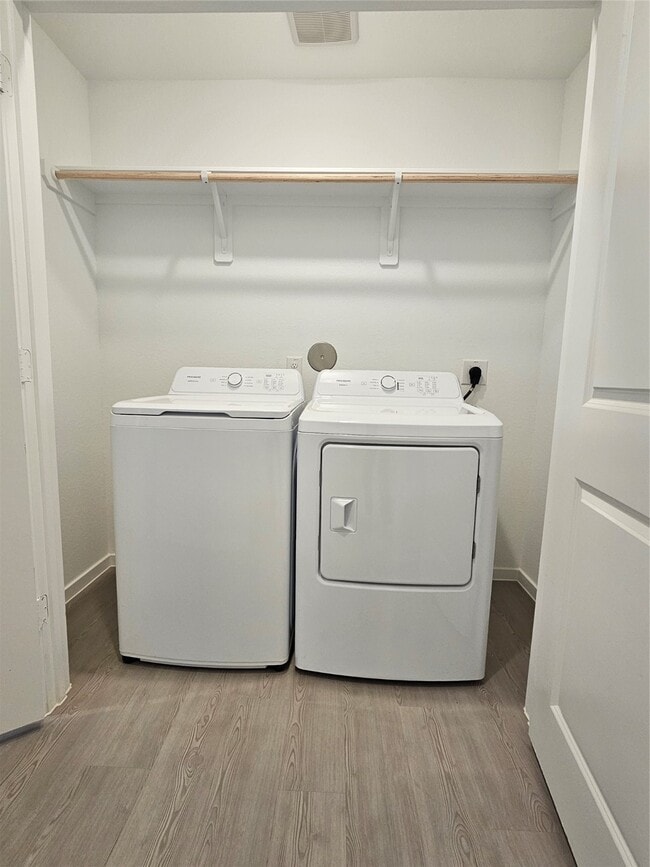 Building Photo - 3132 Sunset Glory Dr