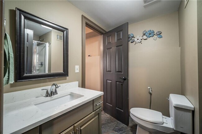 Building Photo - 5041 Towne Lake Hill N