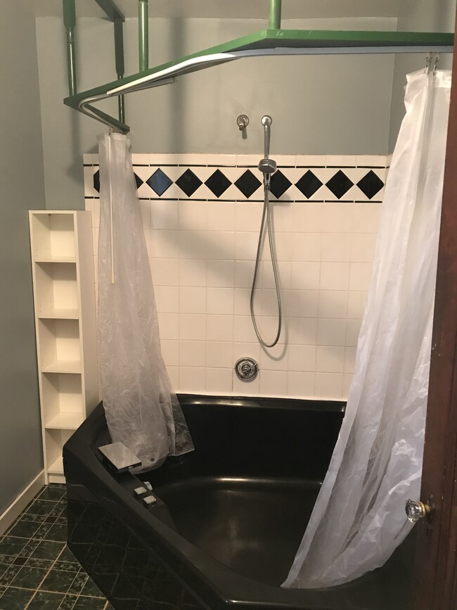 Building Photo - 4351 Dover Center Rd