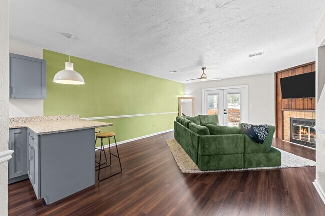 Building Photo - 1844 Nicklaus Dr