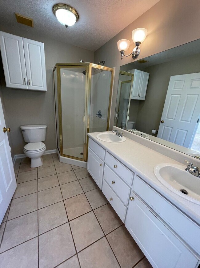 Building Photo - Wood Creek Subdivision!