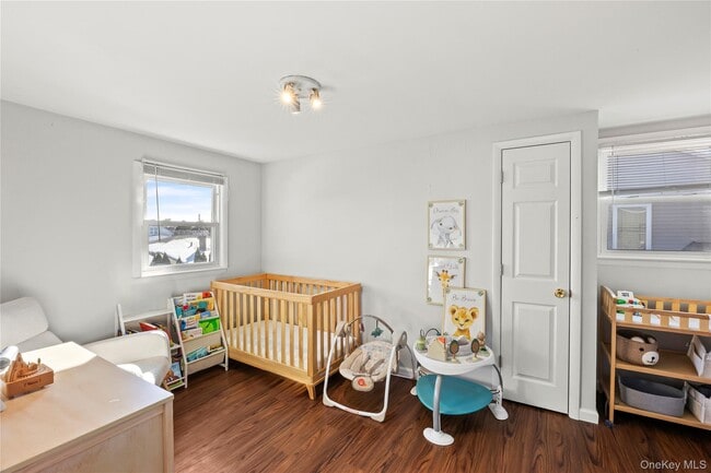 Building Photo - 272 N Delaware Ave