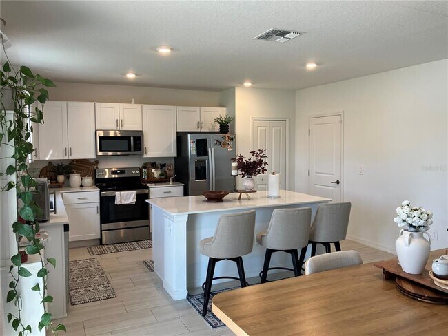 Building Photo - 13259 Palmerston Rd