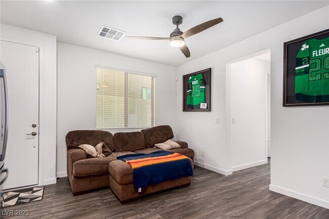 Building Photo - 12332 Switchgrass Ave