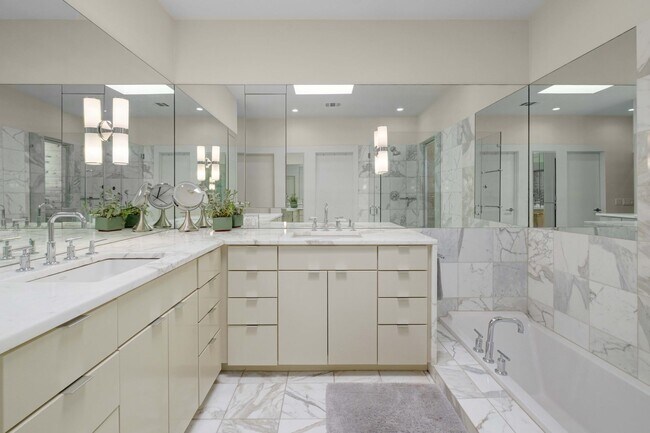 Building Photo - 5613 Clarion Cove