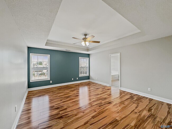 Building Photo - 93 Manor House Dr