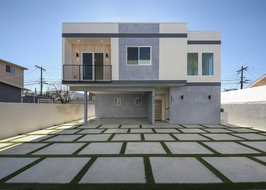 Building Photo - 4550 W 18th St