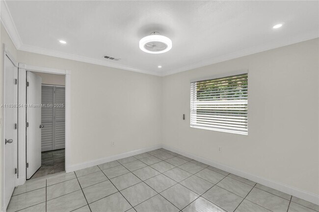 Building Photo - 8482 NW 166th Terrace